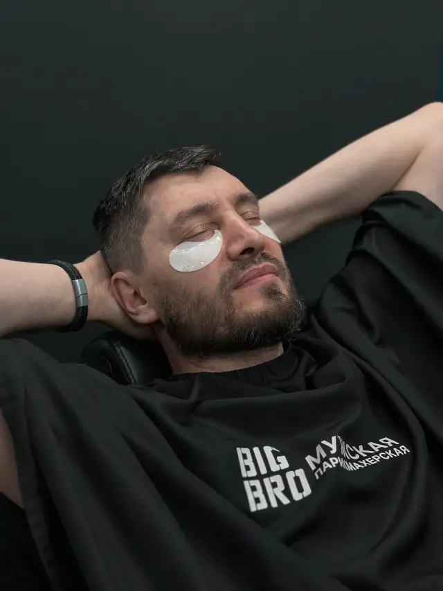 Интерьер Big Bro - пр. Калашникова, 17